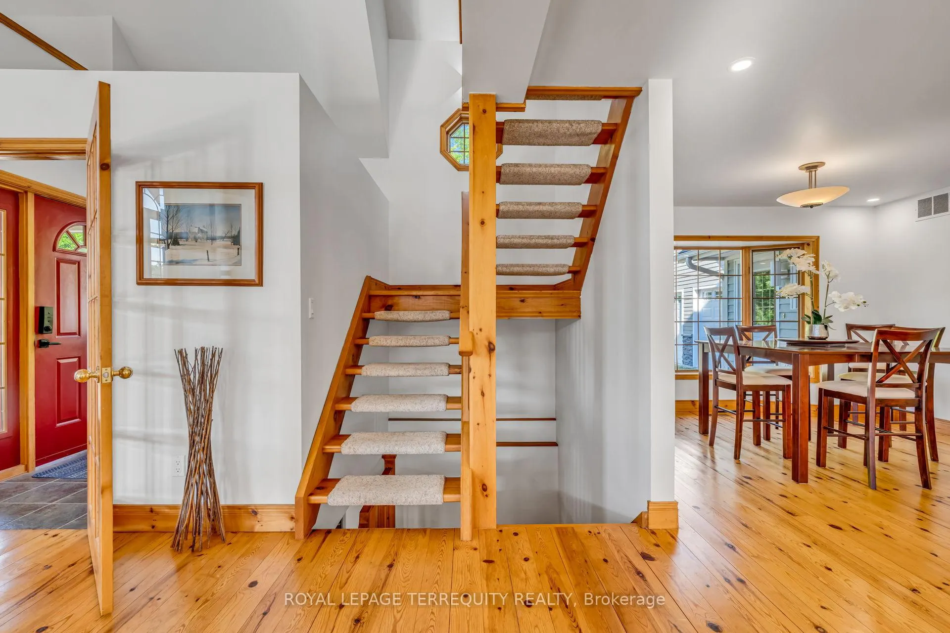 Photo 25 of 516452 7th Line, Blue Mountains — HOMEH