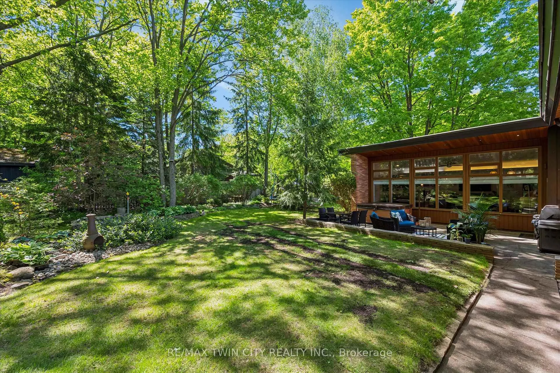 Photo 37 of 16 Parkwood Drive, Cambridge, Blair Road — HOMEH