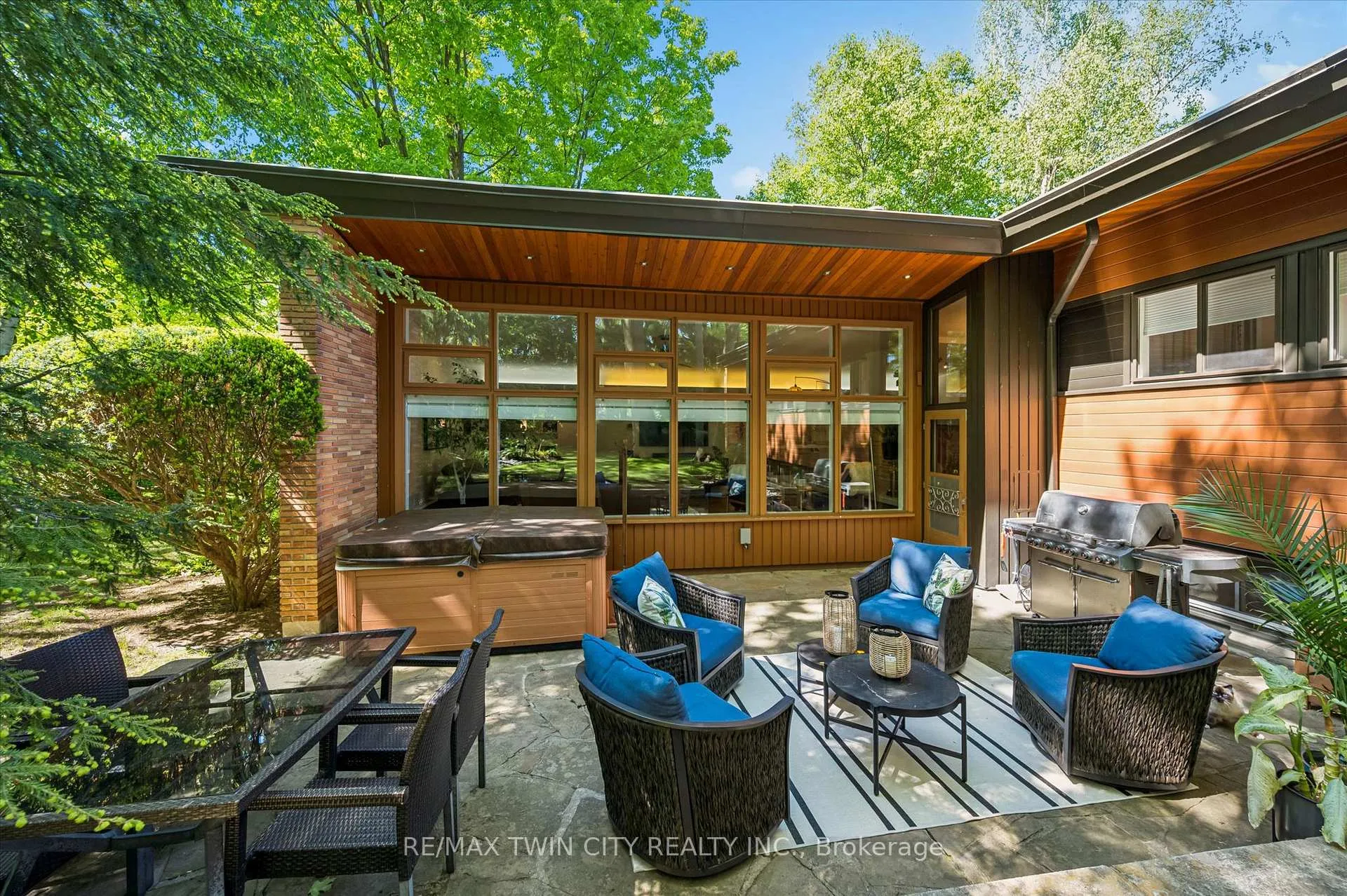Photo 39 of 16 Parkwood Drive, Cambridge, Blair Road — HOMEH