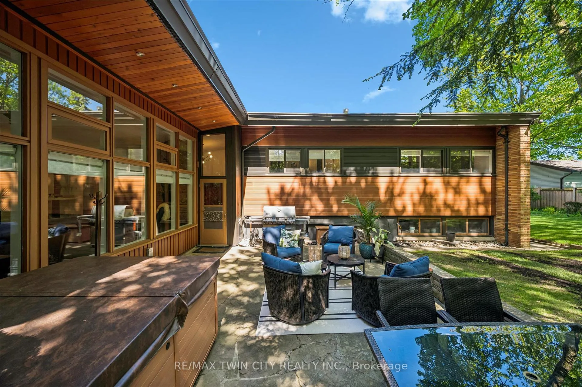 Photo 40 of 16 Parkwood Drive, Cambridge, Blair Road — HOMEH