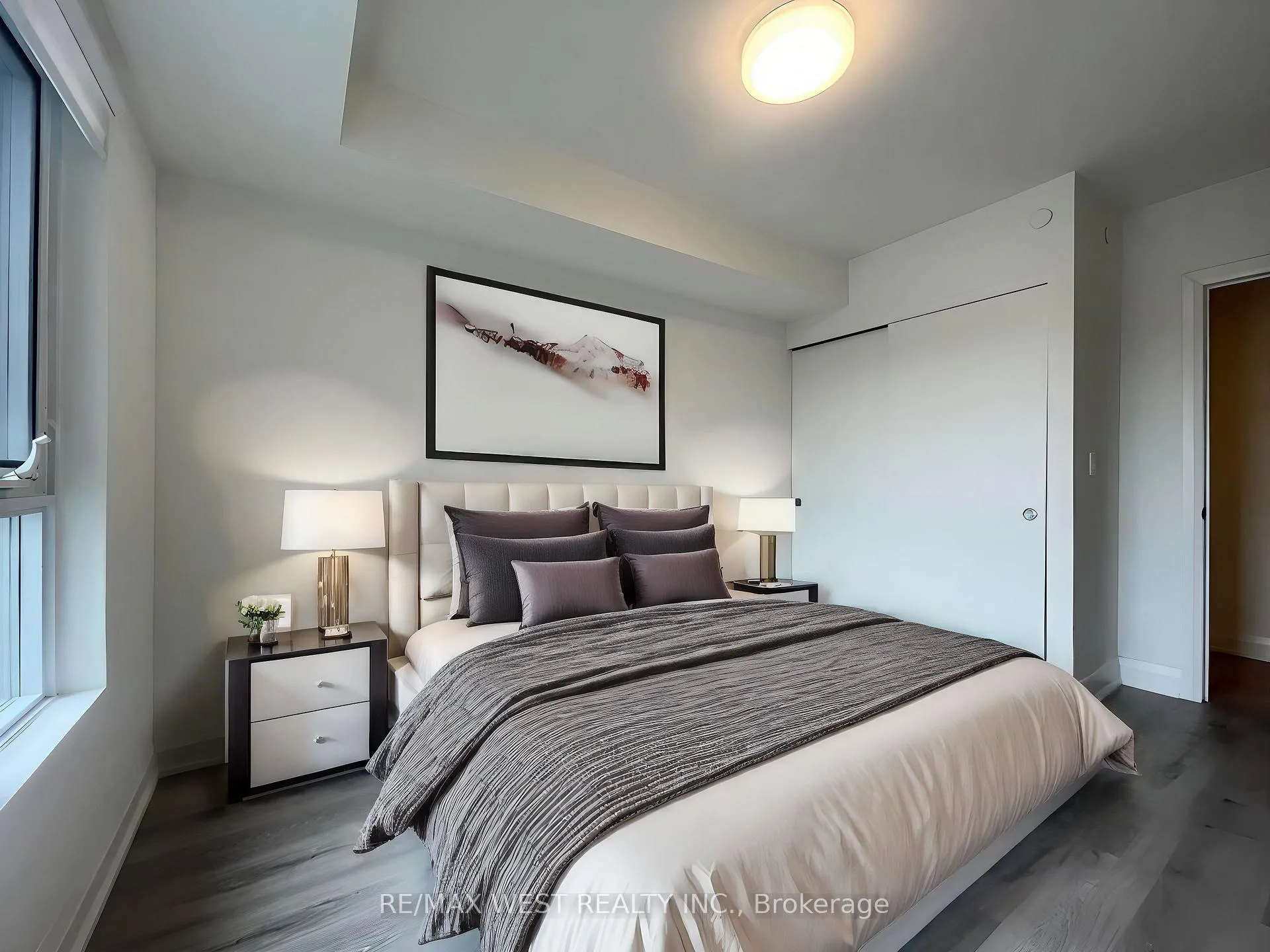 Photo 10 of Unit 301, 58 Lakeside Terrace, Barrie, Little Lake — HOMEH