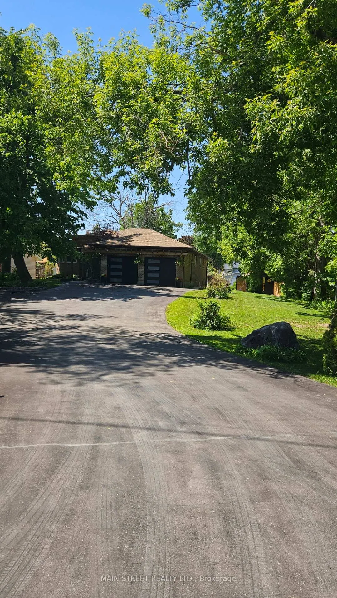 Photo 2 of 24 Maple Grove Road, Kawartha Lakes, Lindsay — HOMEH