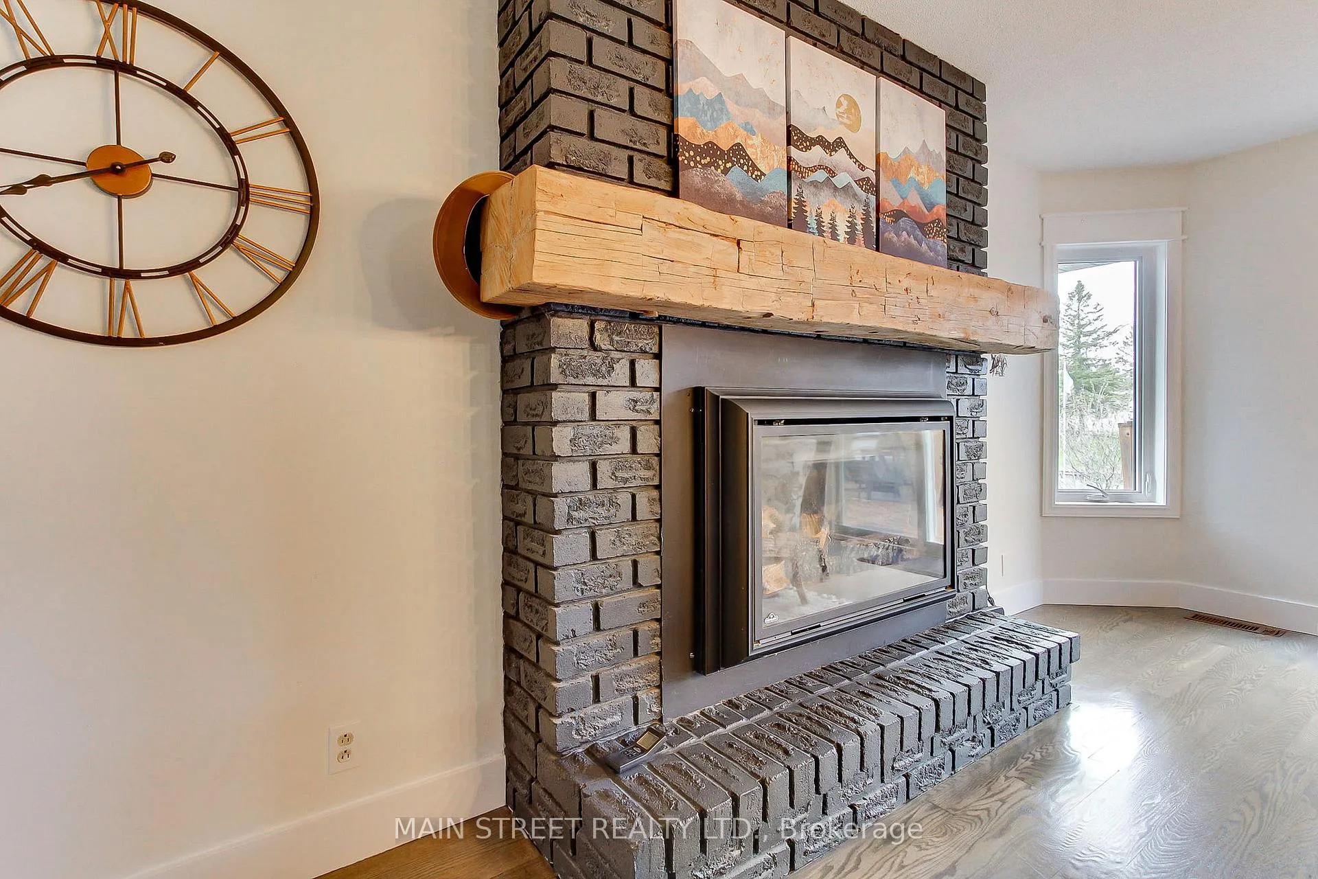Photo 12 of 24 Maple Grove Road, Kawartha Lakes, Lindsay — HOMEH