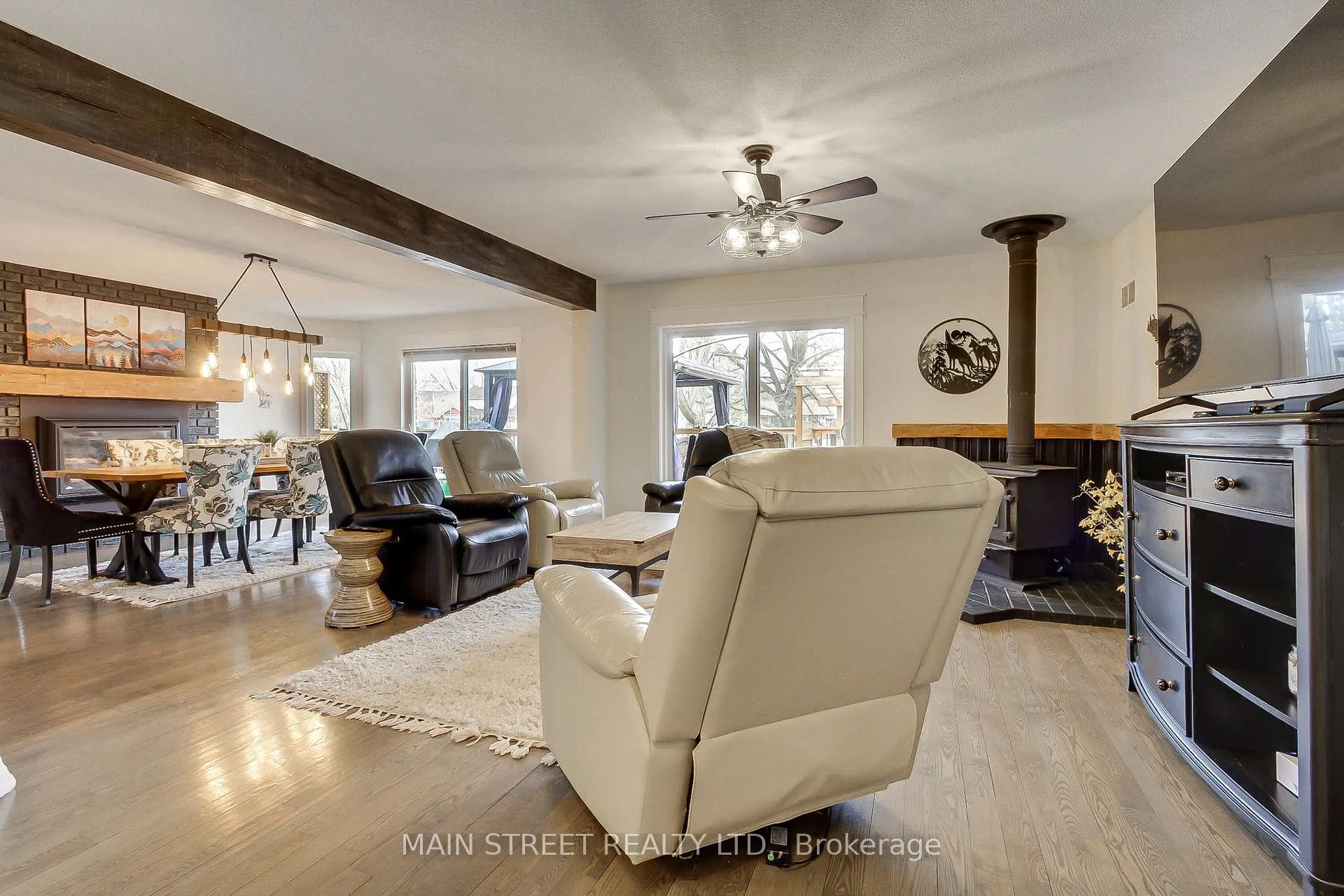 Photo 15 of 24 Maple Grove Road, Kawartha Lakes, Lindsay — HOMEH