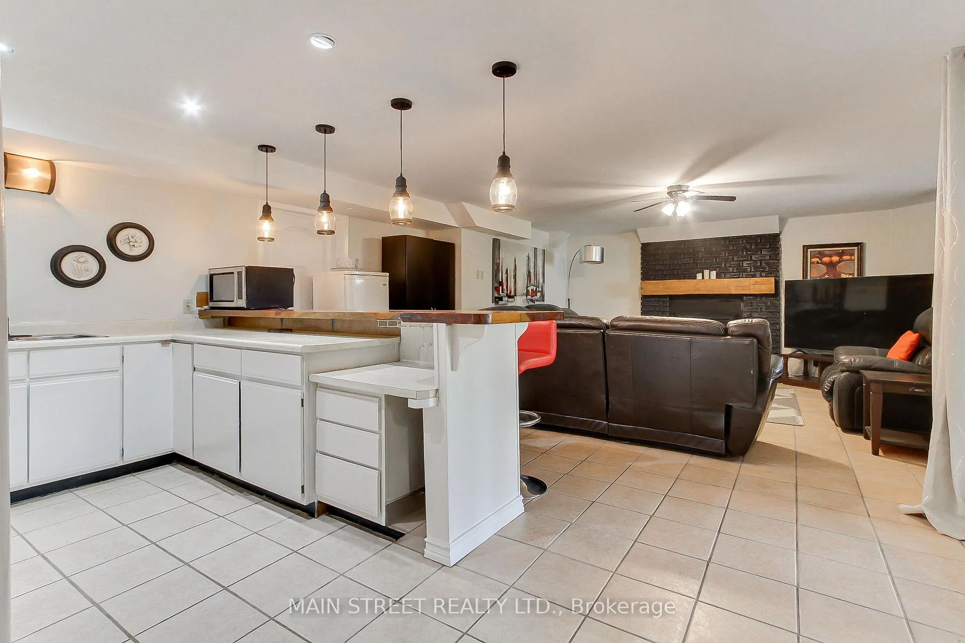 Photo 35 of 24 Maple Grove Road, Kawartha Lakes, Lindsay — HOMEH
