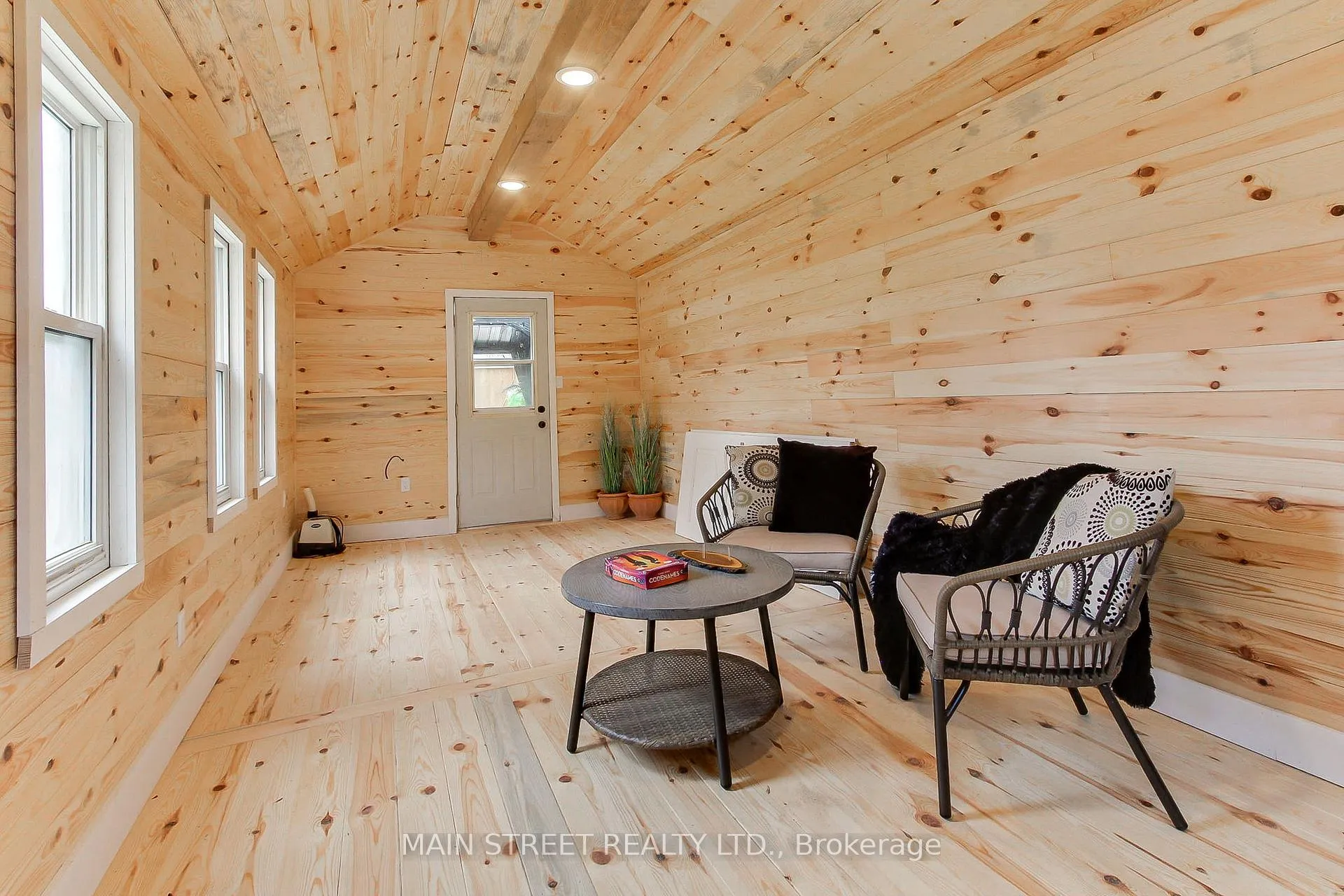 Photo 45 of 24 Maple Grove Road, Kawartha Lakes, Lindsay — HOMEH