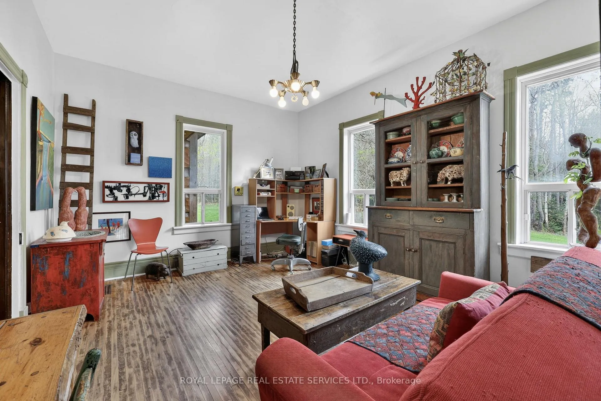 Photo 15 of 1351 Flos Rd 11 E, Springwater, Rural Springwater — HOMEH