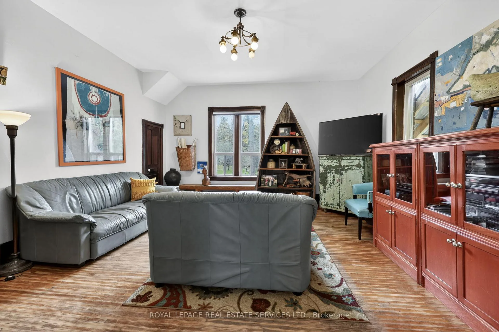 Photo 17 of 1351 Flos Rd 11 E, Springwater, Rural Springwater — HOMEH