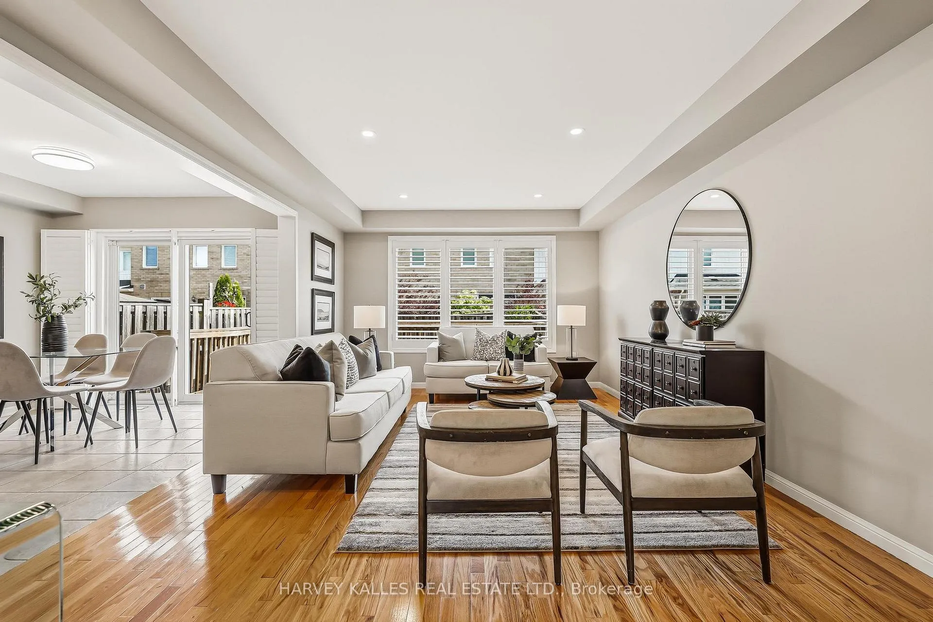 Photo 6 of 10 Dougherty Crescent, Whitchurch-Stouffville, Stouffville — HOMEH