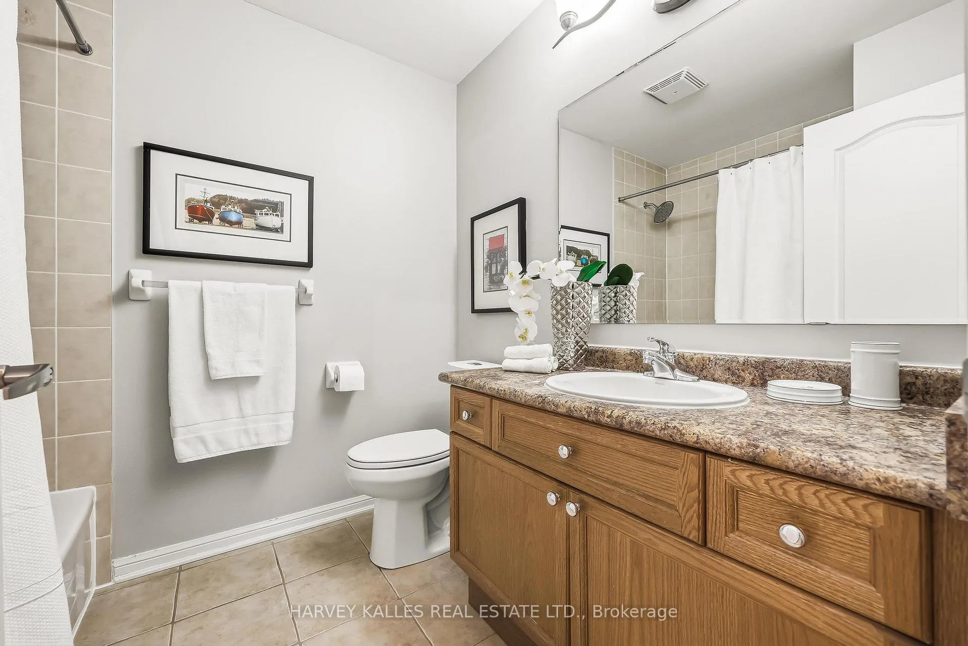 Photo 17 of 10 Dougherty Crescent, Whitchurch-Stouffville, Stouffville — HOMEH