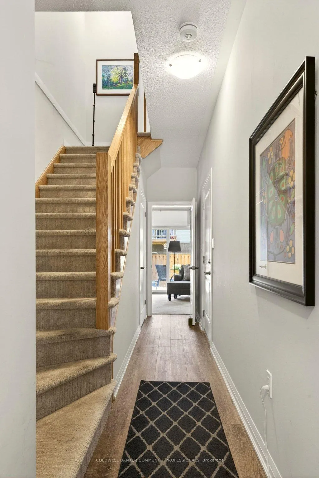 Photo 4 of 54 Aquarius Crescent, Hamilton, Rural Glanbrook — HOMEH