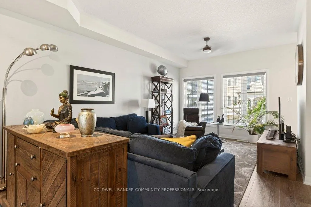 Photo 9 of 54 Aquarius Crescent, Hamilton, Rural Glanbrook — HOMEH
