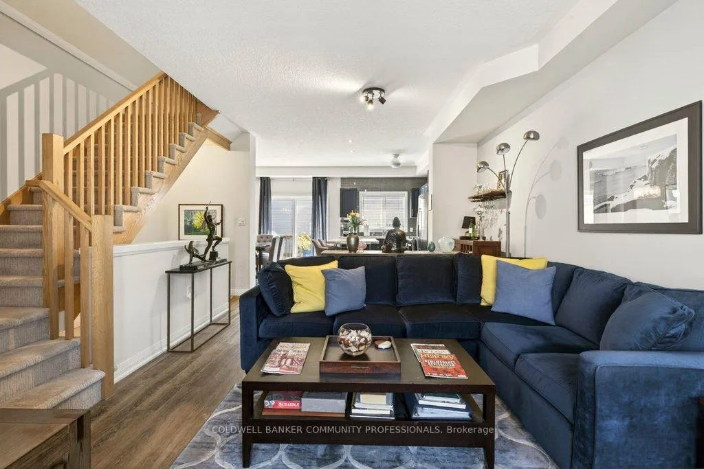 Photo 12 of 54 Aquarius Crescent, Hamilton, Rural Glanbrook — HOMEH