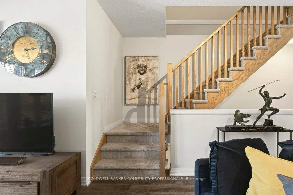 Photo 16 of 54 Aquarius Crescent, Hamilton, Rural Glanbrook — HOMEH