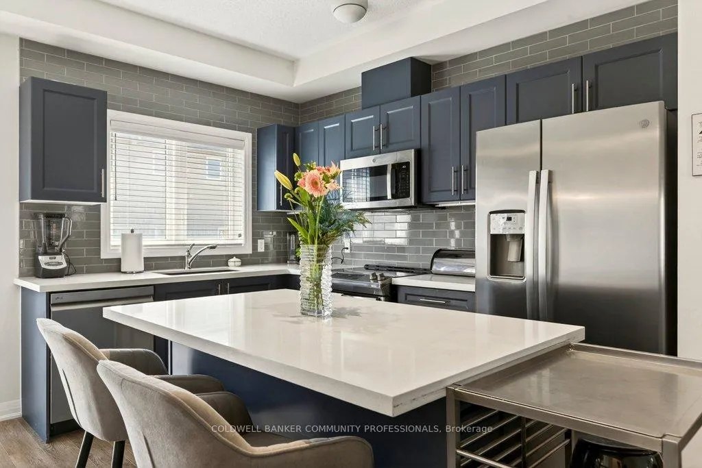 Photo 19 of 54 Aquarius Crescent, Hamilton, Rural Glanbrook — HOMEH