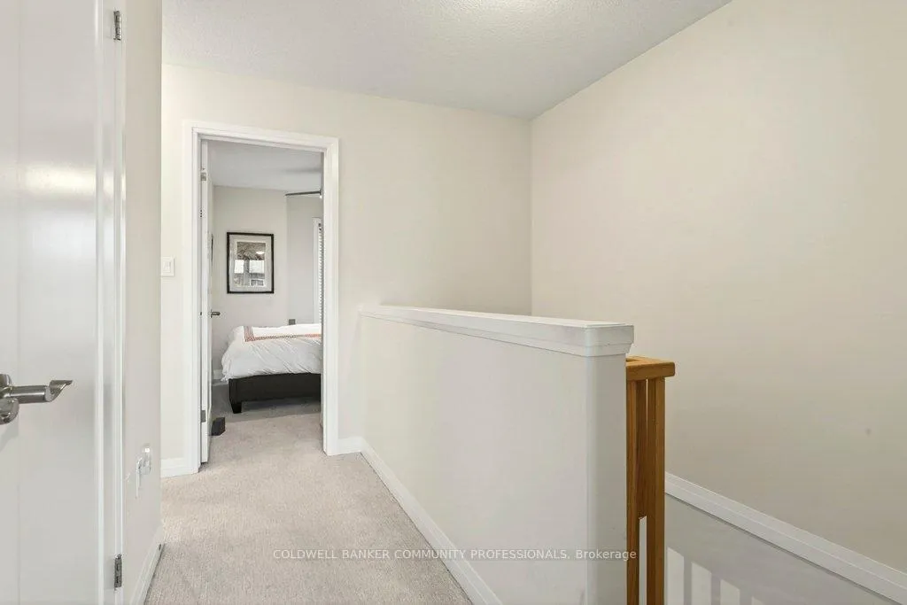 Photo 32 of 54 Aquarius Crescent, Hamilton, Rural Glanbrook — HOMEH