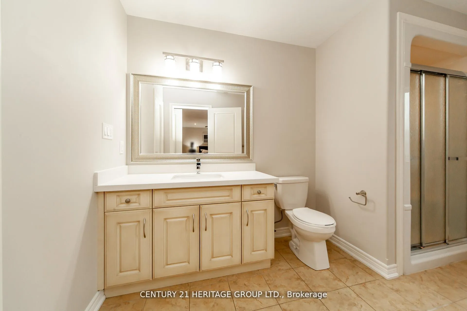 Photo 18 of 5826 Fiddlehead Lane, Niagara Falls, Forestview — HOMEH