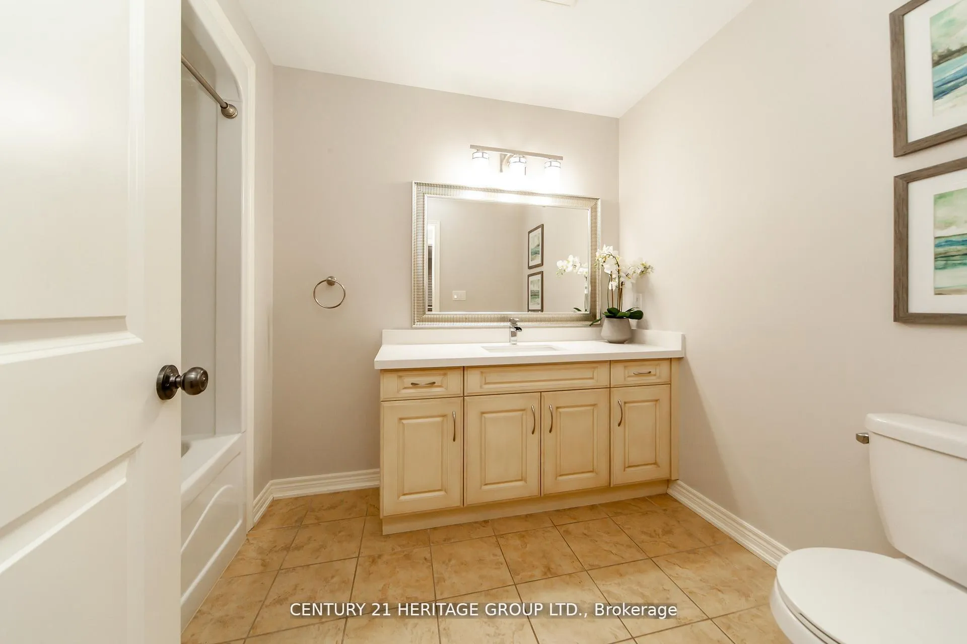 Photo 24 of 5826 Fiddlehead Lane, Niagara Falls, Forestview — HOMEH
