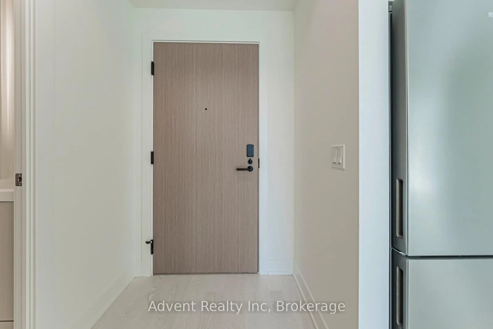 Photo 4 of Unit 1609, 25 Cordova Avenue, Etobicoke, Islington-City Centre West — HOMEH