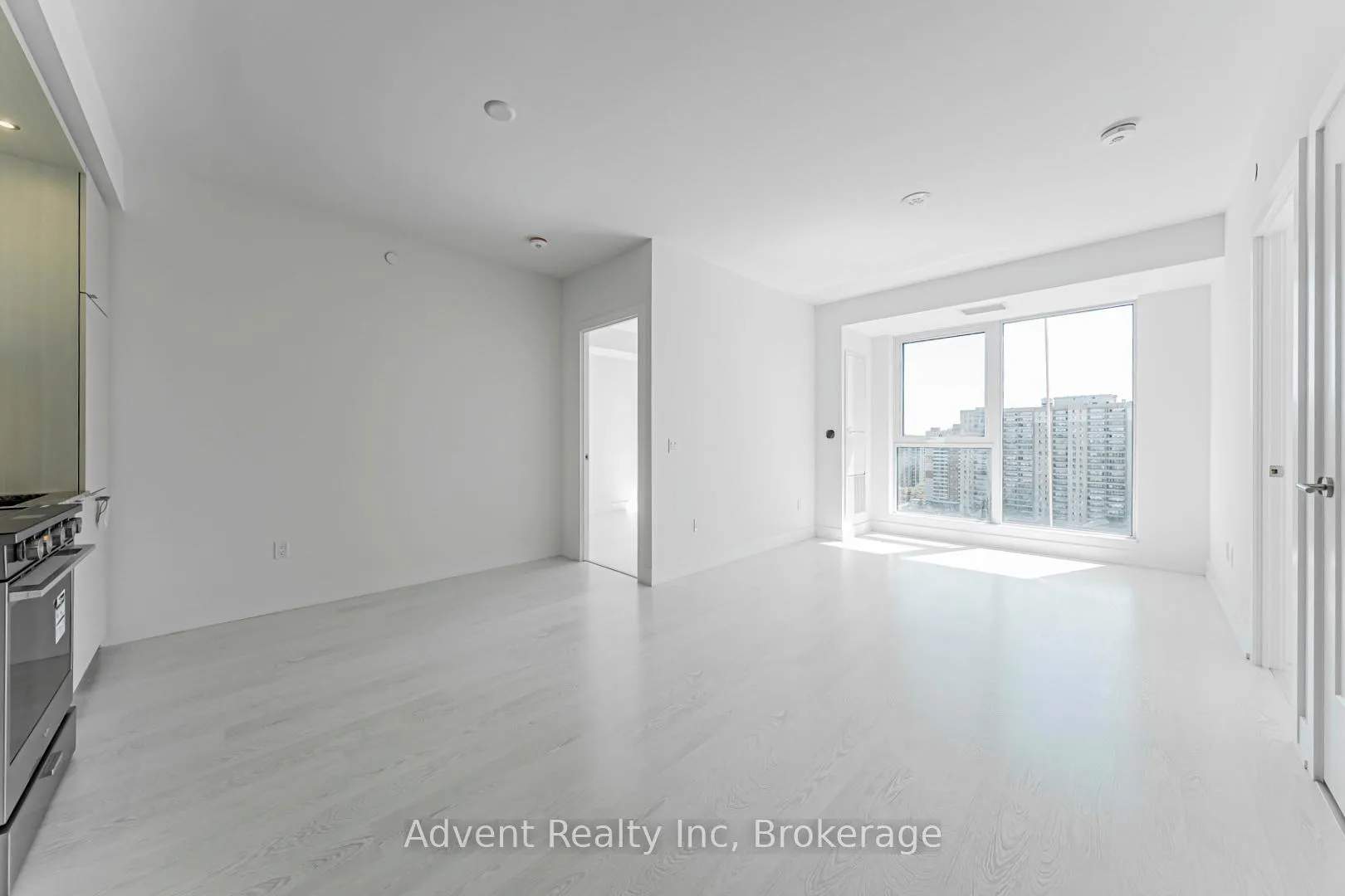 Photo 6 of Unit 1609, 25 Cordova Avenue, Etobicoke, Islington-City Centre West — HOMEH