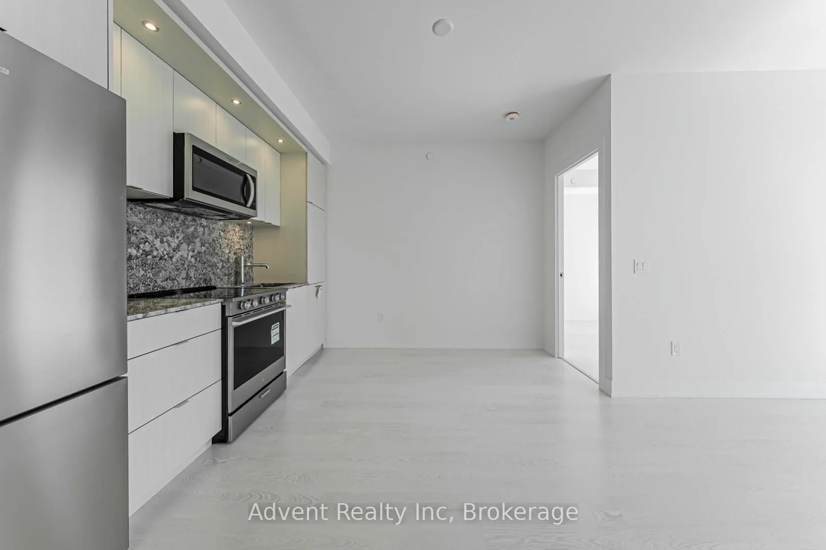 Photo 7 of Unit 1609, 25 Cordova Avenue, Etobicoke, Islington-City Centre West — HOMEH