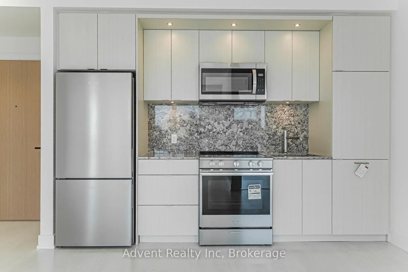 Photo 8 of Unit 1609, 25 Cordova Avenue, Etobicoke, Islington-City Centre West — HOMEH