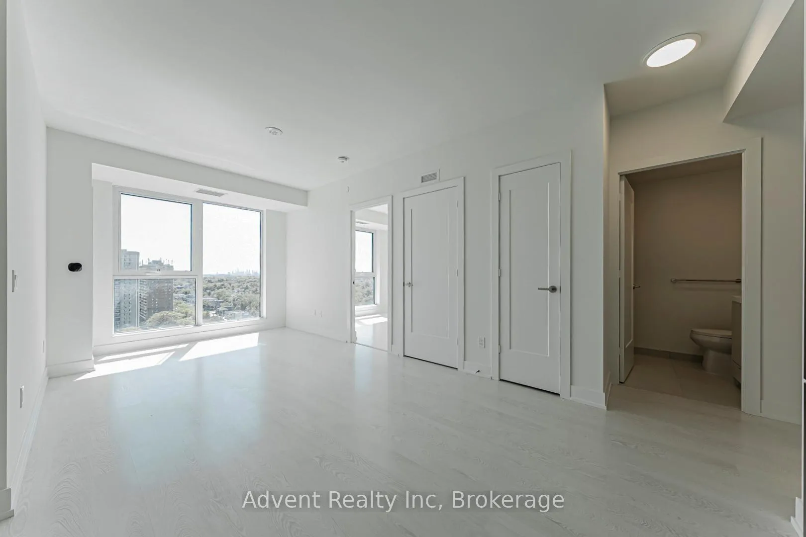 Photo 12 of Unit 1609, 25 Cordova Avenue, Etobicoke, Islington-City Centre West — HOMEH