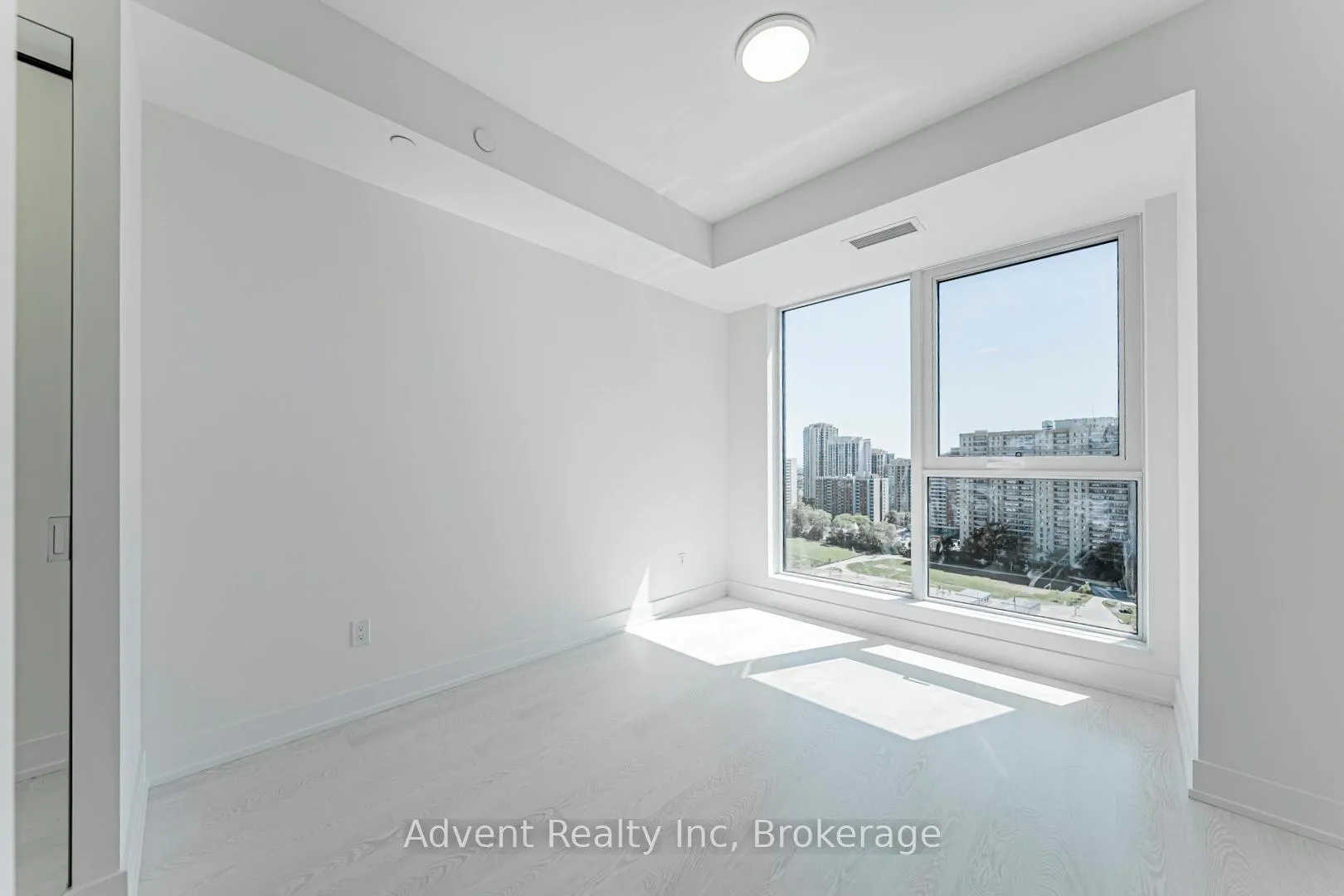 Photo 13 of Unit 1609, 25 Cordova Avenue, Etobicoke, Islington-City Centre West — HOMEH