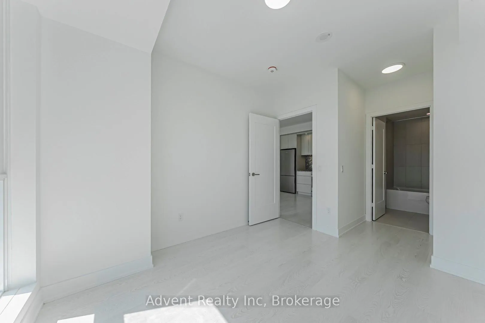 Photo 16 of Unit 1609, 25 Cordova Avenue, Etobicoke, Islington-City Centre West — HOMEH
