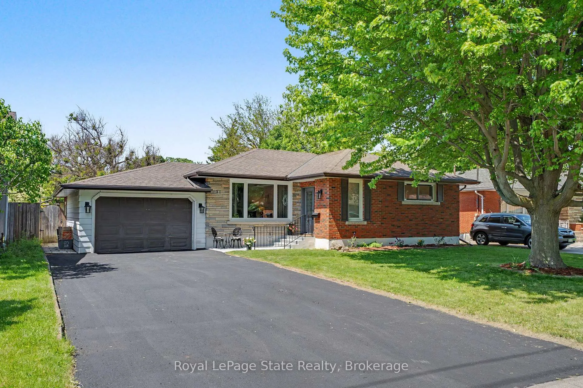 Photo 2 of 51 Parnell Road, St. Catharines, Vine/Linwell — HOMEH