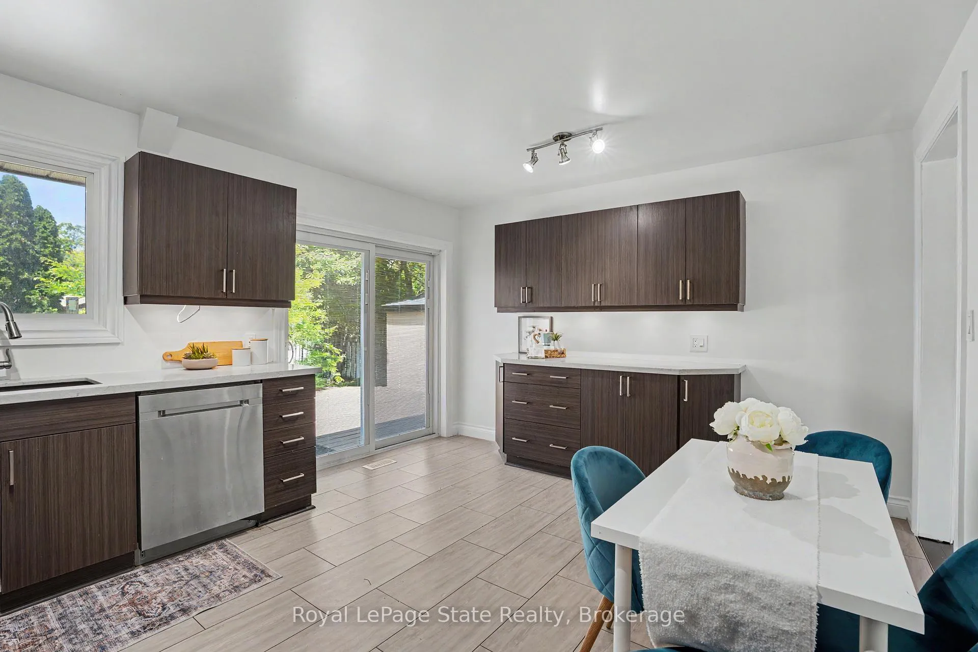 Photo 10 of 51 Parnell Road, St. Catharines, Vine/Linwell — HOMEH