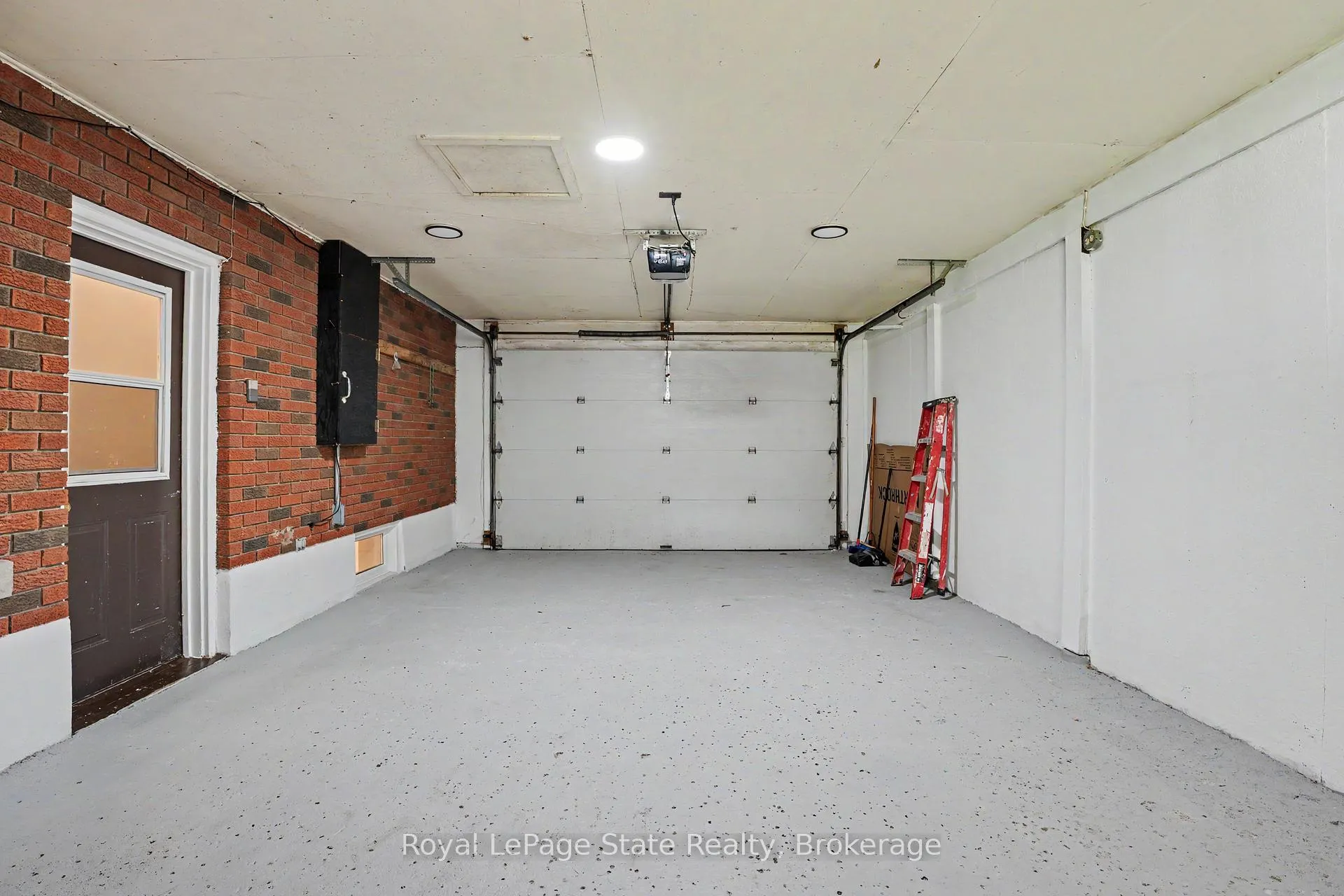 Photo 30 of 51 Parnell Road, St. Catharines, Vine/Linwell — HOMEH