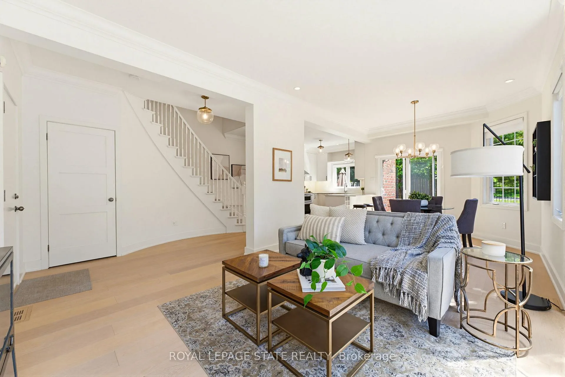 Photo 3 of Unit 13, 81 Valridge Drive, Hamilton, Ancaster — HOMEH