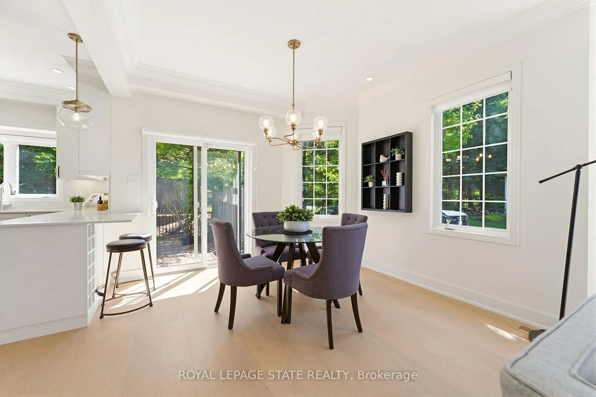 Photo 5 of Unit 13, 81 Valridge Drive, Hamilton, Ancaster — HOMEH