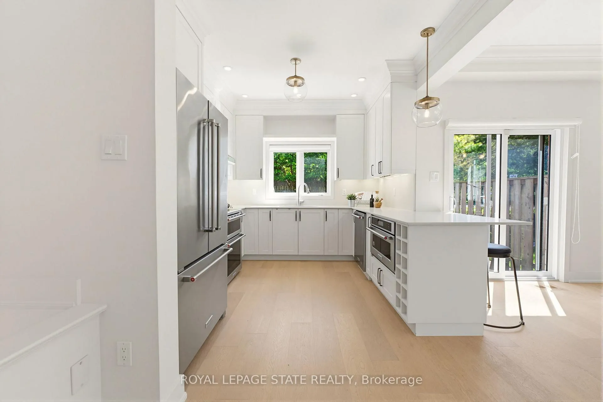 Photo 7 of Unit 13, 81 Valridge Drive, Hamilton, Ancaster — HOMEH