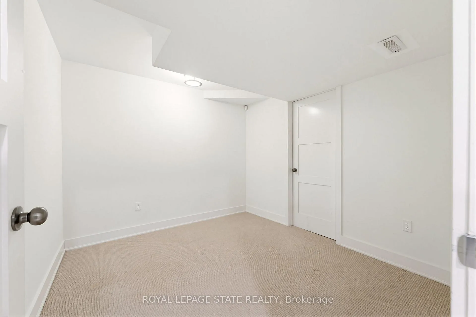Photo 22 of Unit 13, 81 Valridge Drive, Hamilton, Ancaster — HOMEH