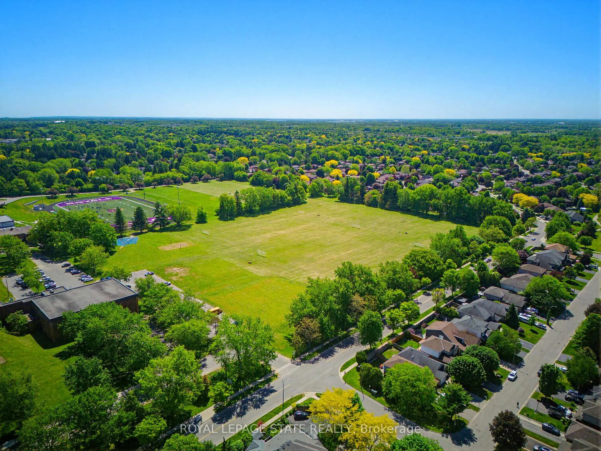 Photo 27 of Unit 13, 81 Valridge Drive, Hamilton, Ancaster — HOMEH