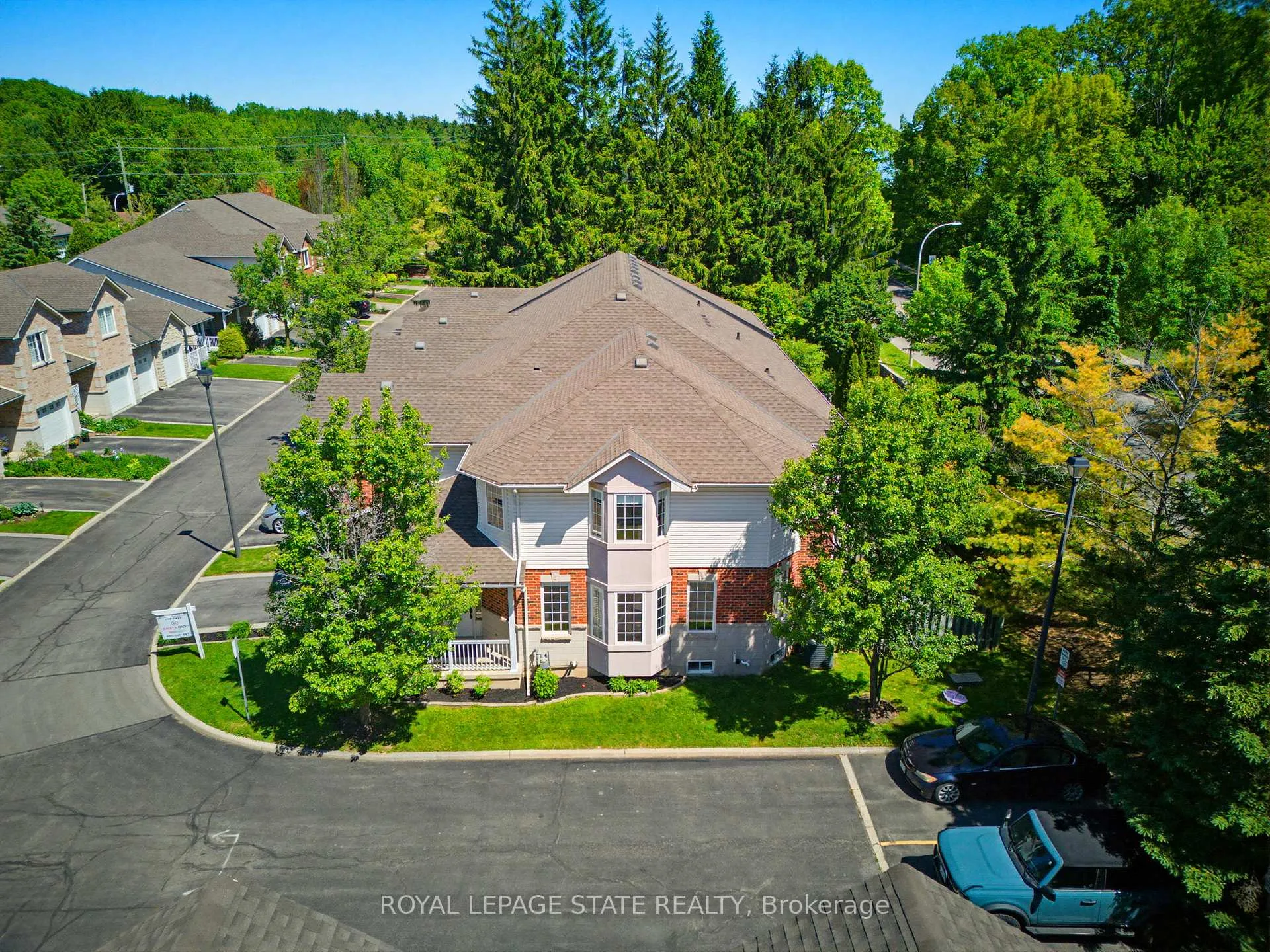 Photo 28 of Unit 13, 81 Valridge Drive, Hamilton, Ancaster — HOMEH