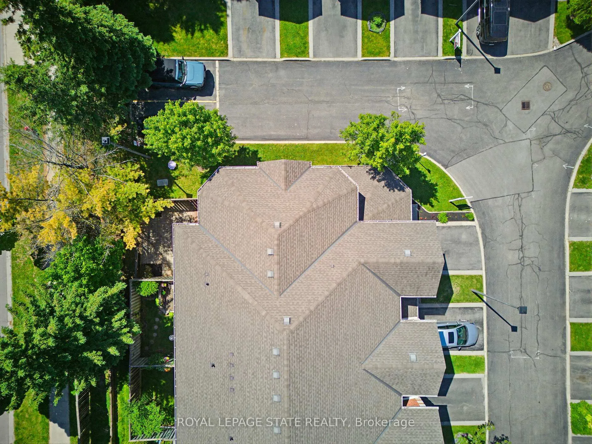 Photo 31 of Unit 13, 81 Valridge Drive, Hamilton, Ancaster — HOMEH