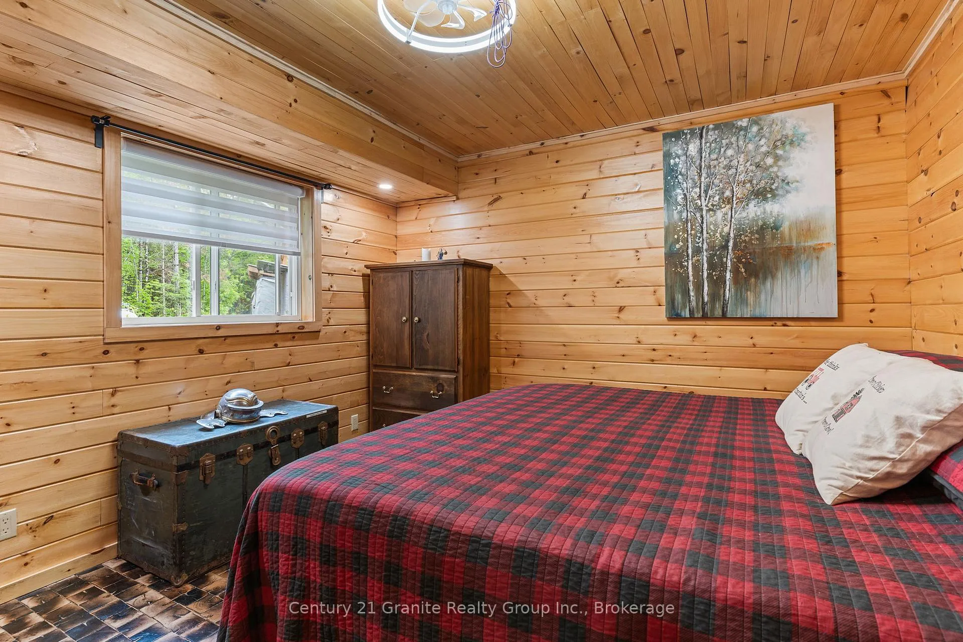Photo 18 of 18240 Highway 118, Highlands East, Monmouth — HOMEH