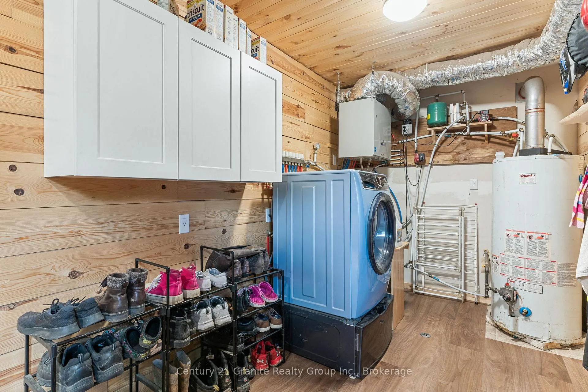 Photo 21 of 18240 Highway 118, Highlands East, Monmouth — HOMEH