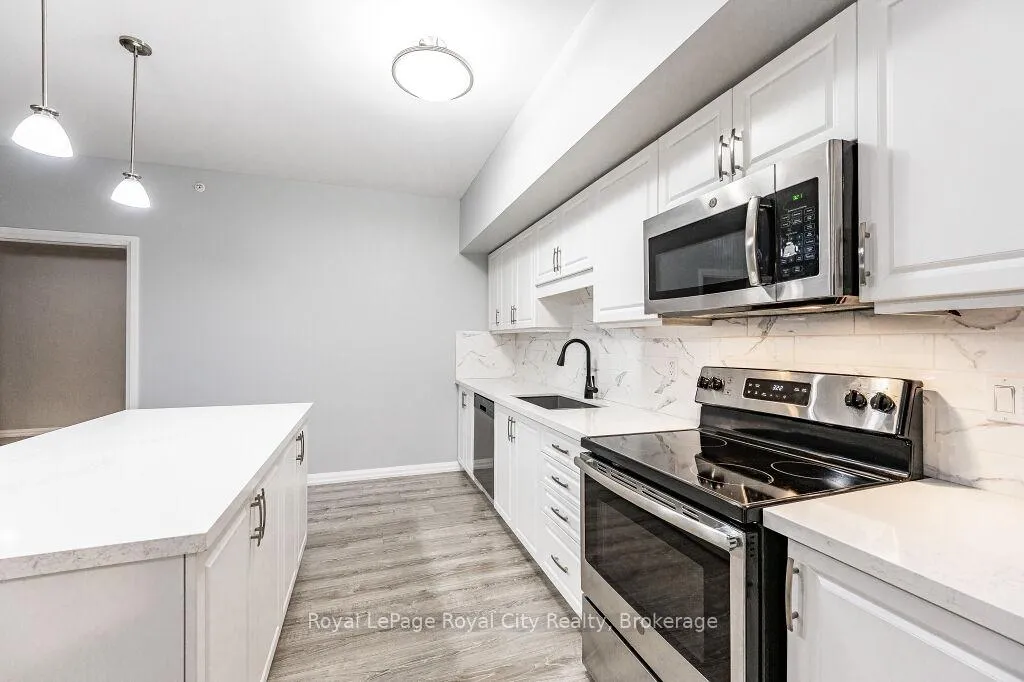Photo 11 of Unit 104, 778 Laurelwood Drive, Waterloo — HOMEH