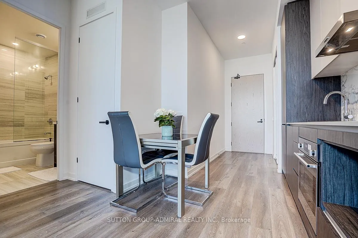 Photo 15 of Unit 612, 28 Interchange Way, Vaughan, Vaughan Corporate Centre — HOMEH
