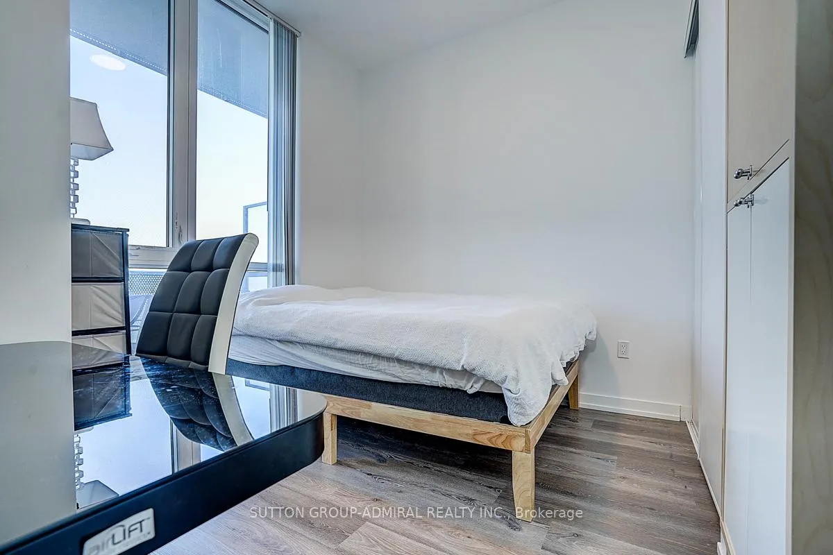 Photo 22 of Unit 612, 28 Interchange Way, Vaughan, Vaughan Corporate Centre — HOMEH