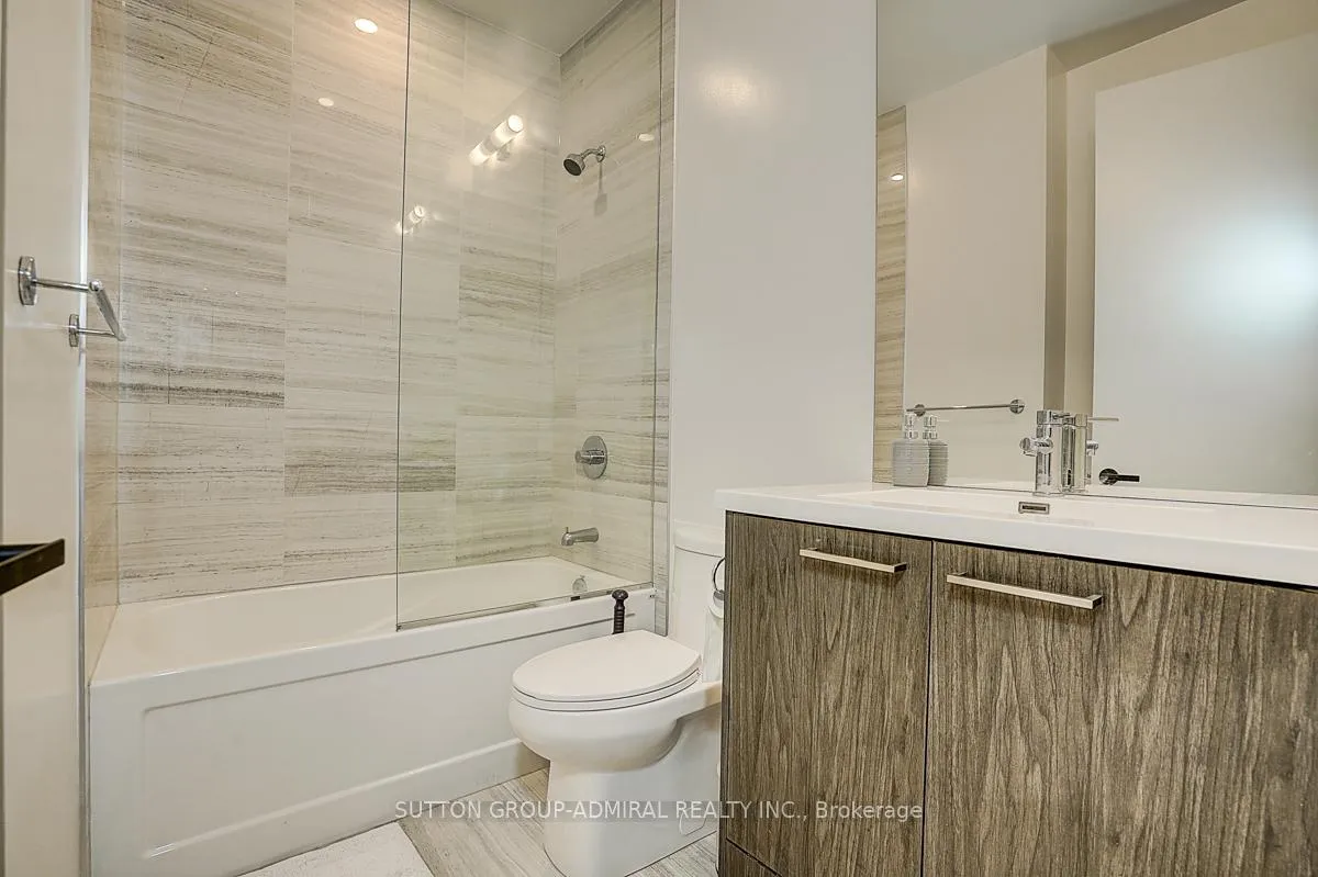 Photo 24 of Unit 612, 28 Interchange Way, Vaughan, Vaughan Corporate Centre — HOMEH