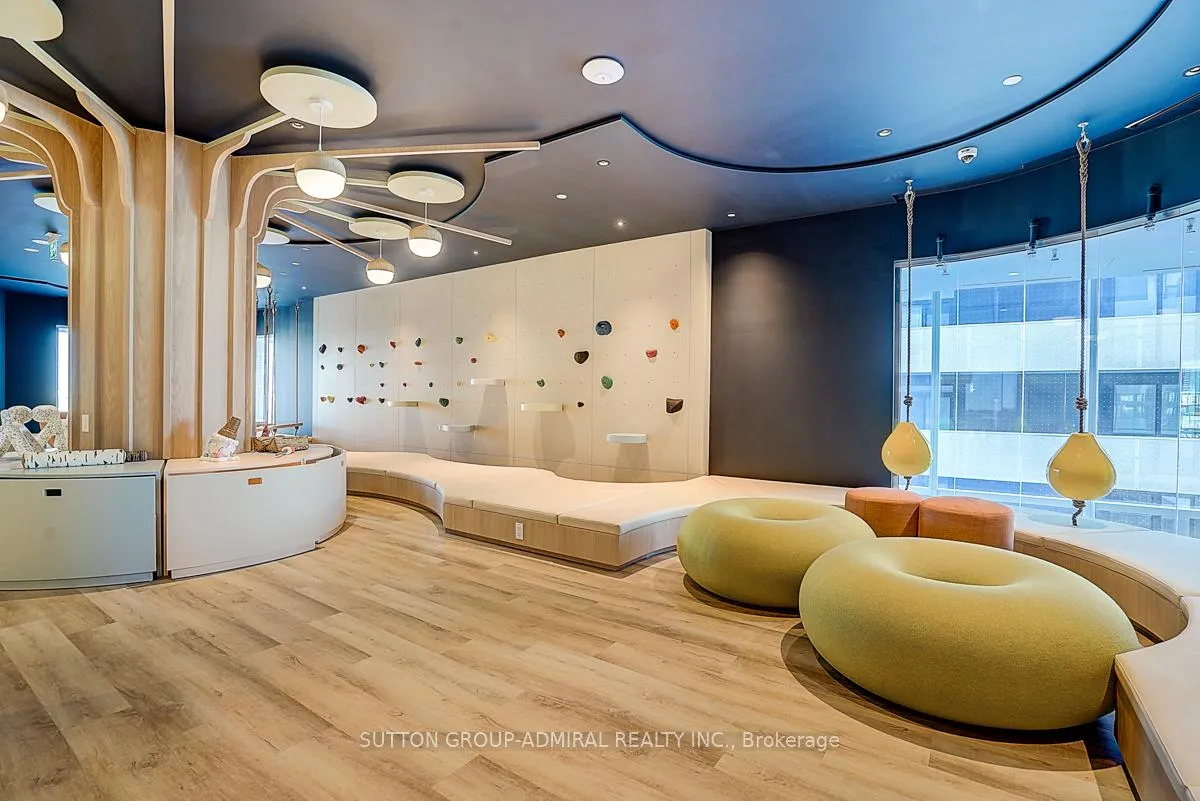 Photo 44 of Unit 612, 28 Interchange Way, Vaughan, Vaughan Corporate Centre — HOMEH