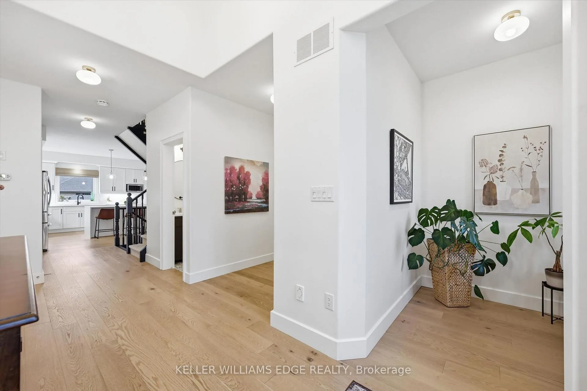 Photo 3 of 125 Margaret Avenue, Hamilton, Stoney Creek — HOMEH