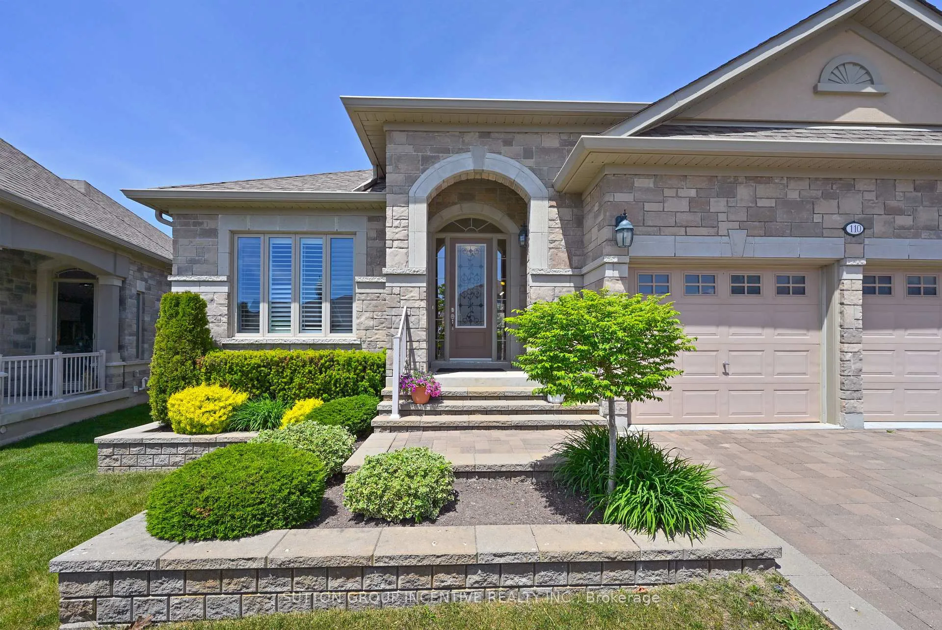 Photo 2 of 110 Ridge Way, New Tecumseth, Rural New Tecumseth — HOMEH