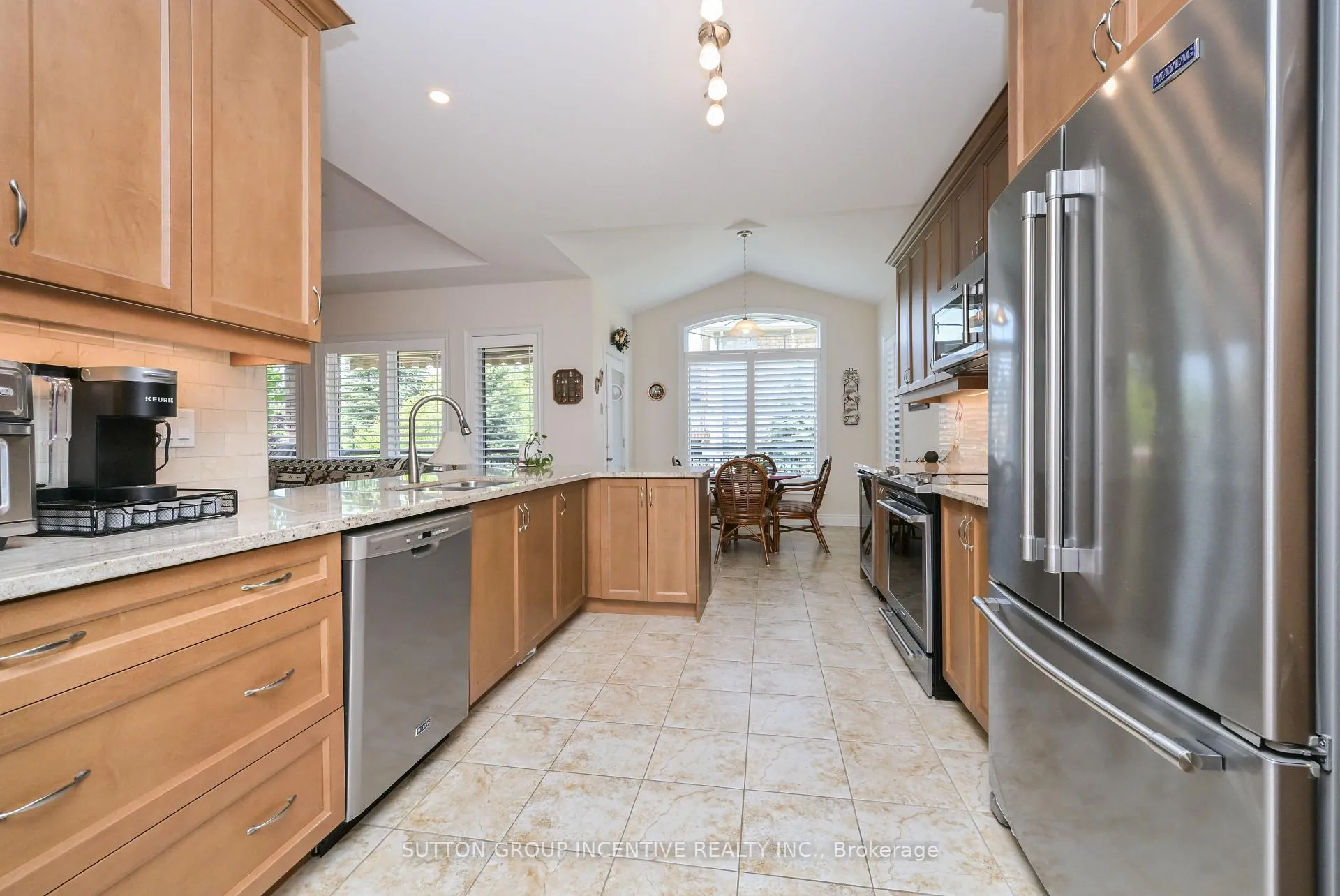 Photo 8 of 110 Ridge Way, New Tecumseth, Rural New Tecumseth — HOMEH