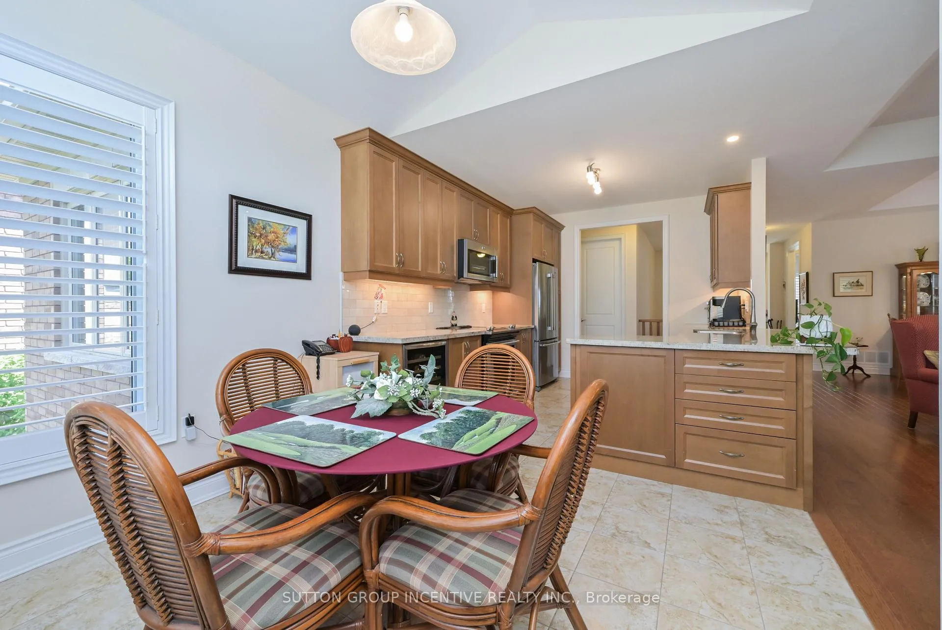Photo 12 of 110 Ridge Way, New Tecumseth, Rural New Tecumseth — HOMEH